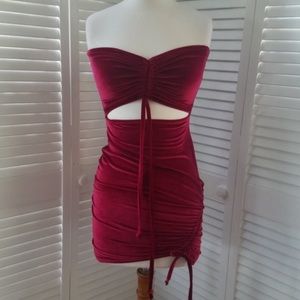 PRETTYLITTLETHING Maroon Cutout BodyCon Dress